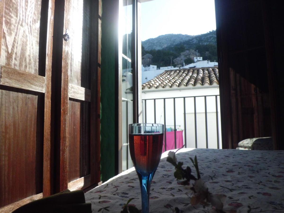 Hotel Casa Emilia Ubrique Habitación foto